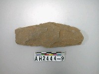 藏品(長條形打製石斧石坯)的圖片